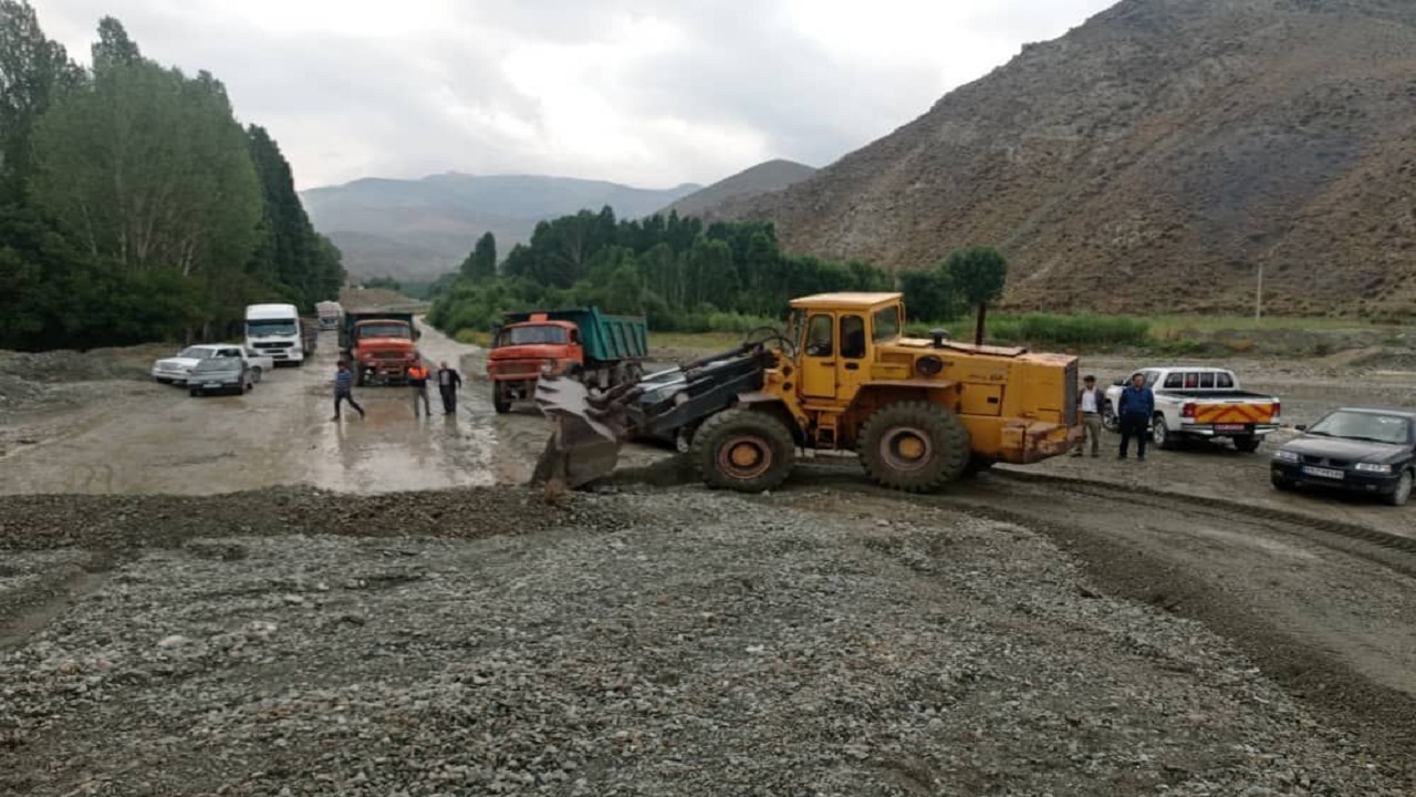 خسارت بیش از ۱۰۰ میلیارد ریالی سیل به مزارع کشاورزی و زیرساخت‌های شهرستان خوی