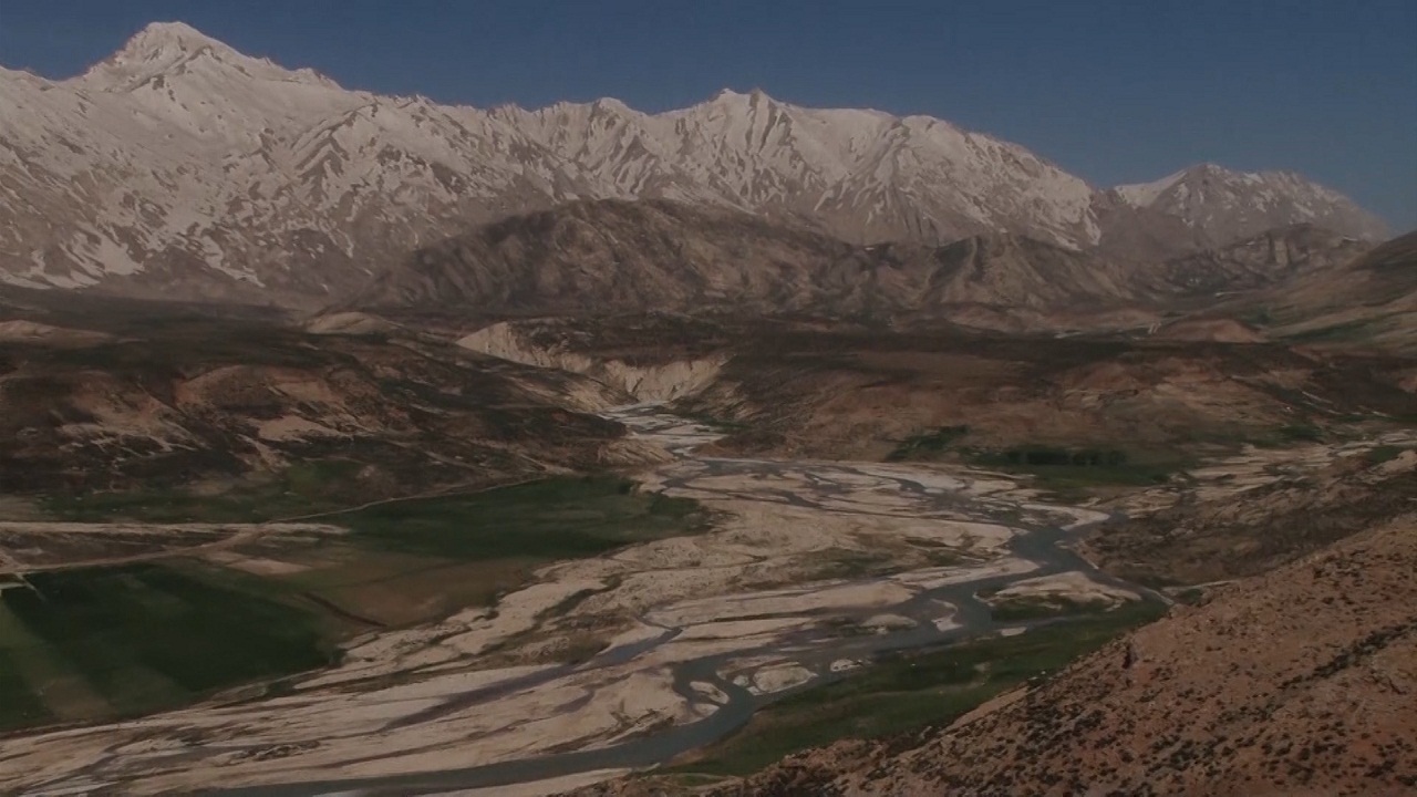 ضربان زندگی در بام ایران به شماره افتاده است
