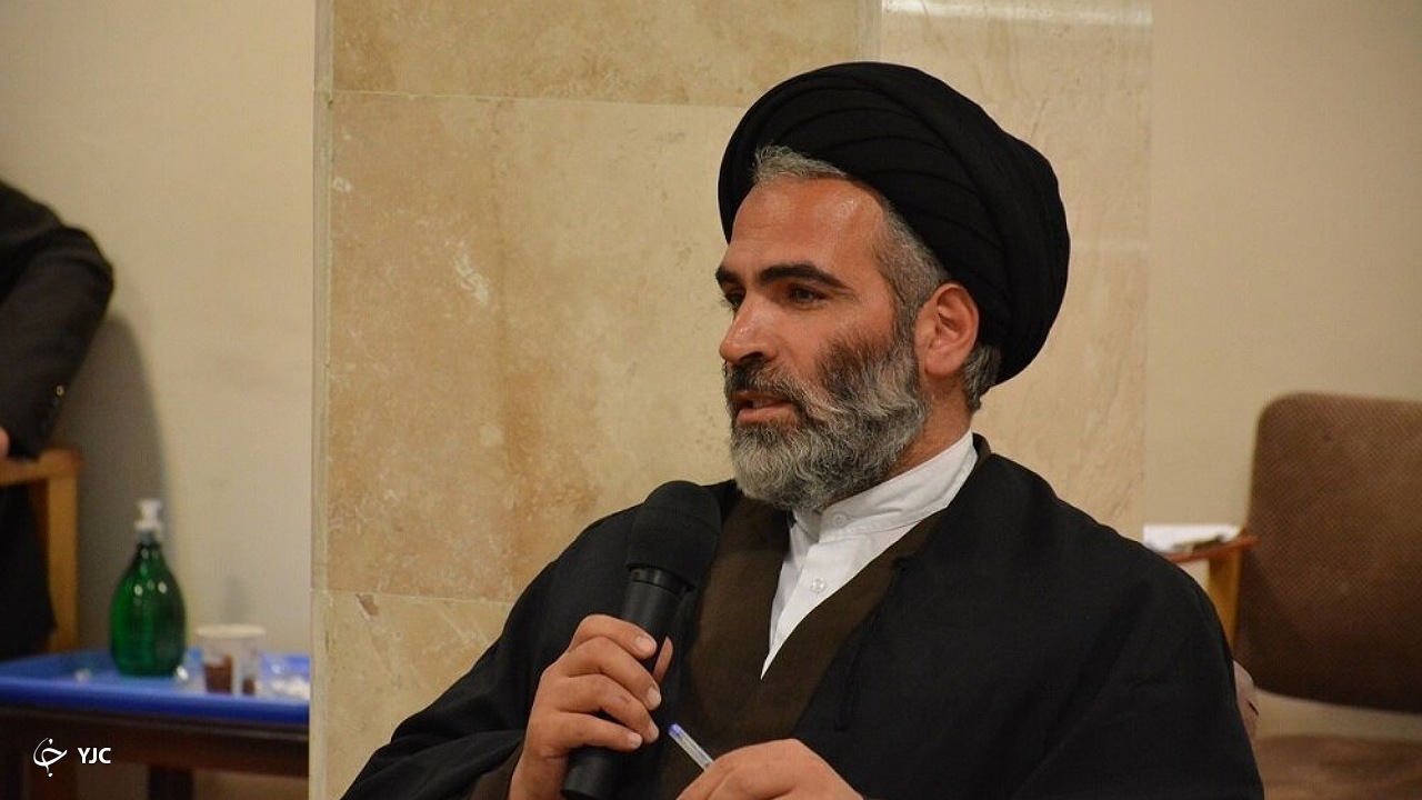 برپایی ازدواج آسان فساد را در جامعه کاهش می‌دهد