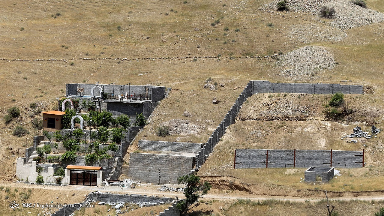 دو فقره زمین خواری در همدان کشف شد