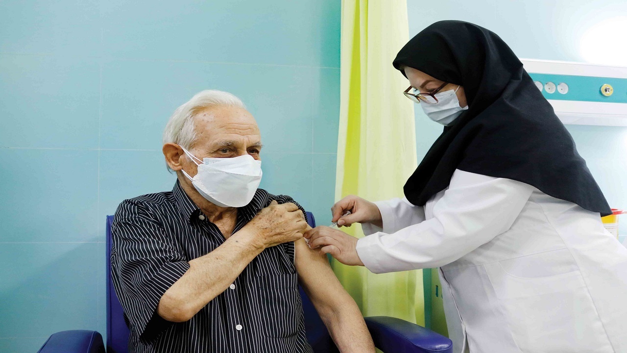 تزریق ۳۱ هزار دوز واکسن در انار و رفسنجان