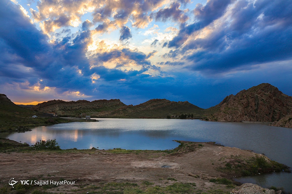 نفوذ ۵۳۰ متر مکعب آب به درون زمین با اجرای عملیات آبخیزداری