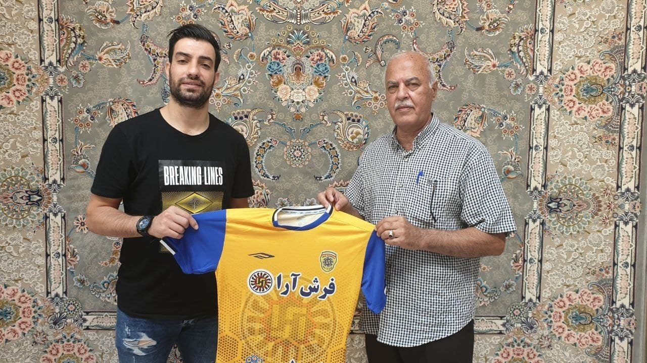 تیم فوتسال فرش آرا قرارداد ملی پوش خود را تمدید کرد