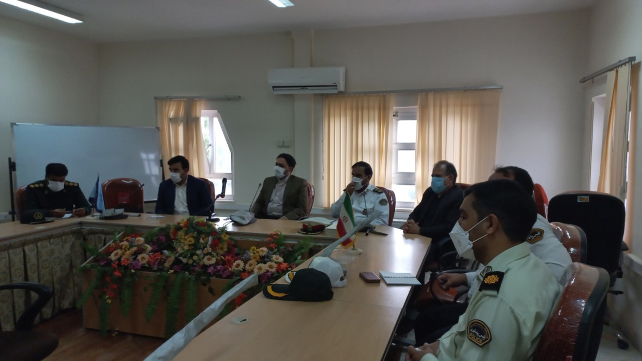 مقابله با رانندگی بدون گواهینامه در راور