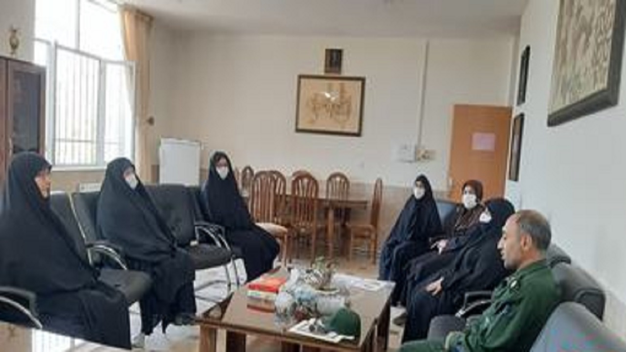 تجلیل از بانوان الگوی دستگاه های اجرایی شاهرود