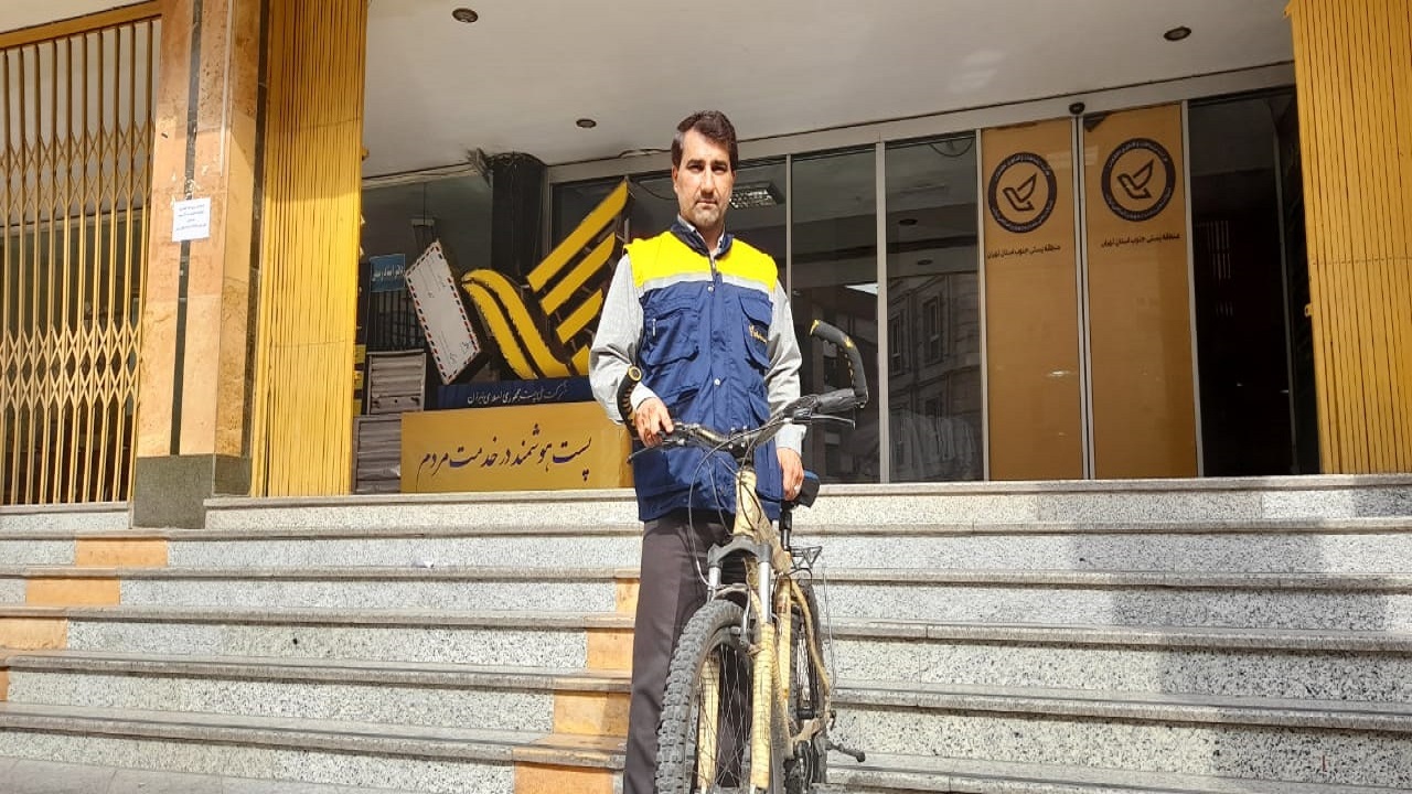 مدیران پستی پیشقدم در عرصه ورزش و دوچرخه سواری