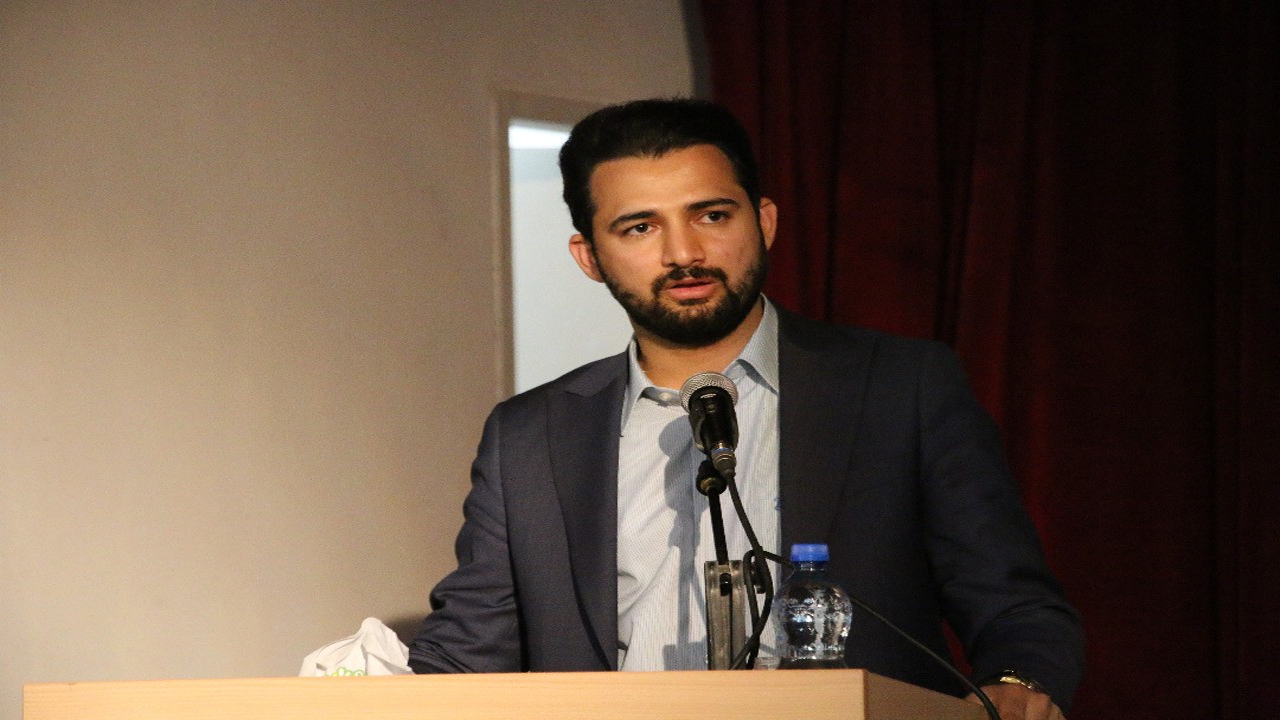 بذر‌های آلوده به کشاورزان بردسیری خسارت زد
