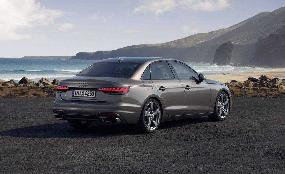 2022 آئودی A4 Allroad