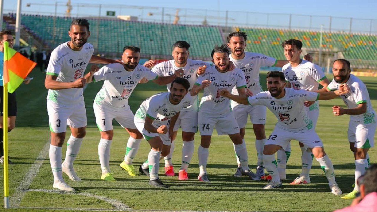 گاندو‌ها، فغان پیروزی سر می‌دهند