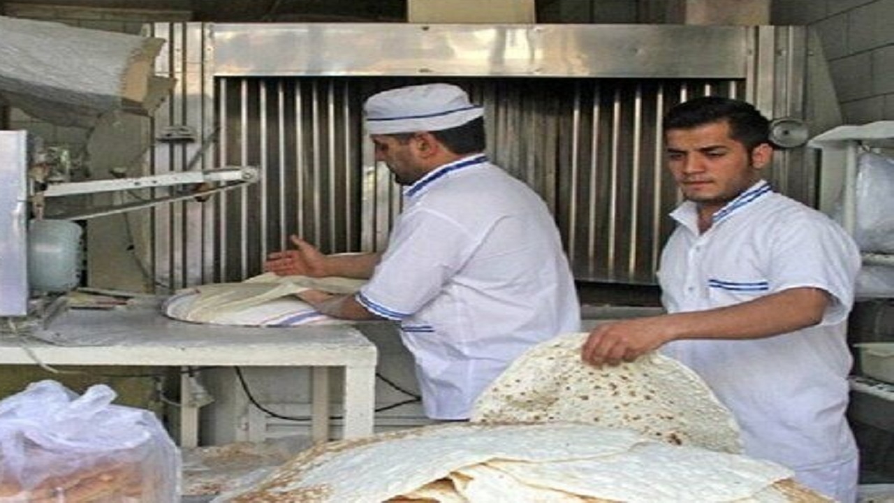 قیمت نان در کمیته آرد و نان اصفهان در حال بررسی است