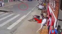 فیلمی از لحظه وحشتناک بالا آمدن آب در واگن مترو
