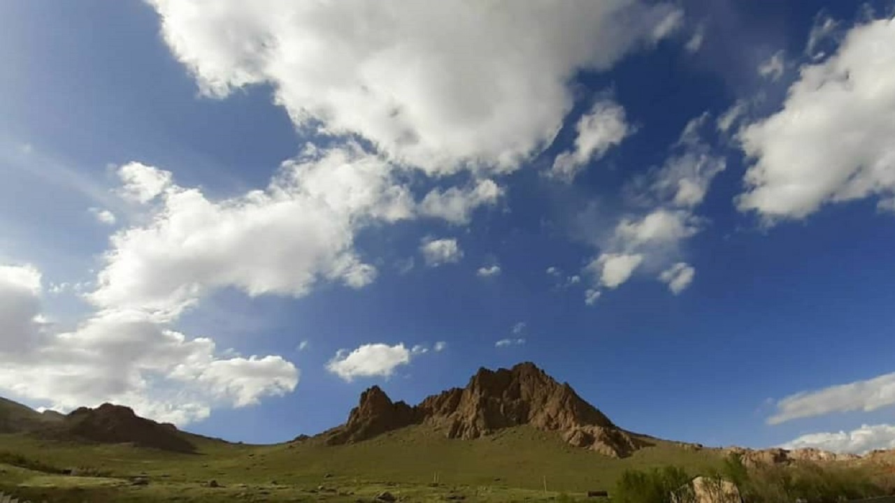 آسمان چهارمحال و بختیاری صاف تا قسمتی ابری است