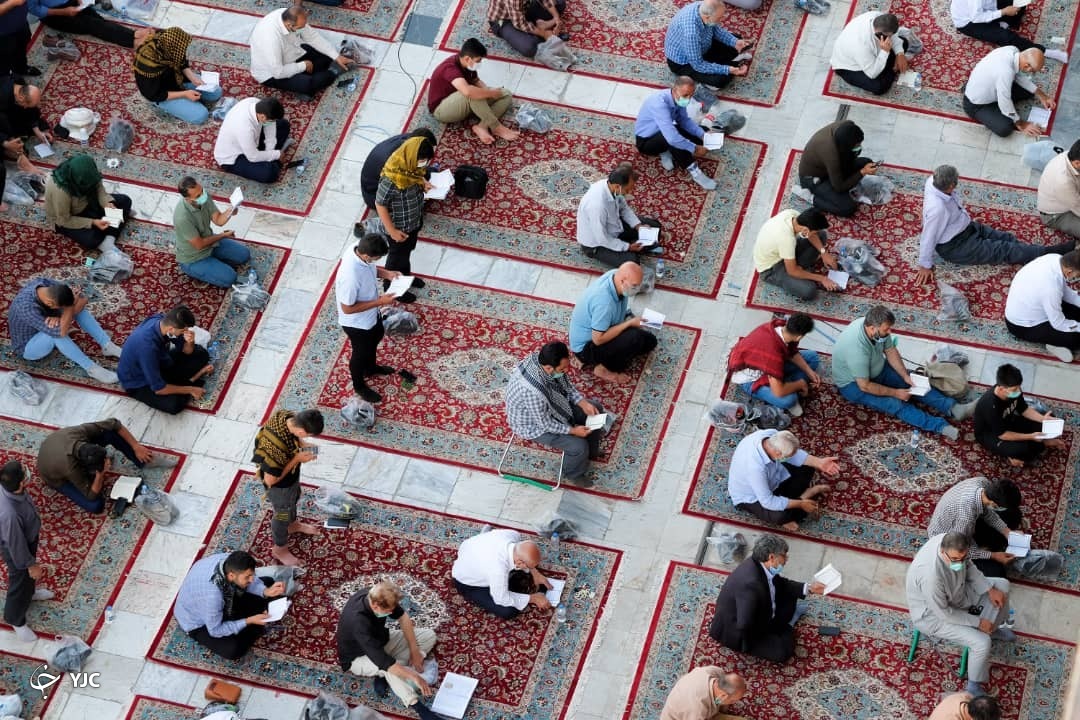 مراسم پر فیض دعای عرفه در حرم امام رضا (ع) برگزار شد