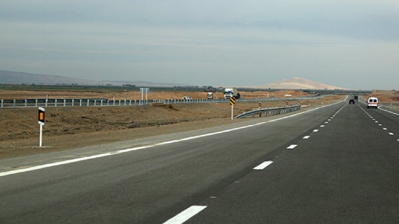 شتاب در عملیات اجرایی راه‌ها در سراسر استان قابل لمس است