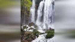 آبشار شاهاندشت، بلندترین آبشار مازندران + فیلم
