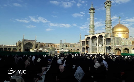 نماز عید قربان در حرم حضرت معصومه(س)اقامه شد +تصاویر نماز عید قربان در حرم حضرت معصومه(س)اقامه شد +تصاویر