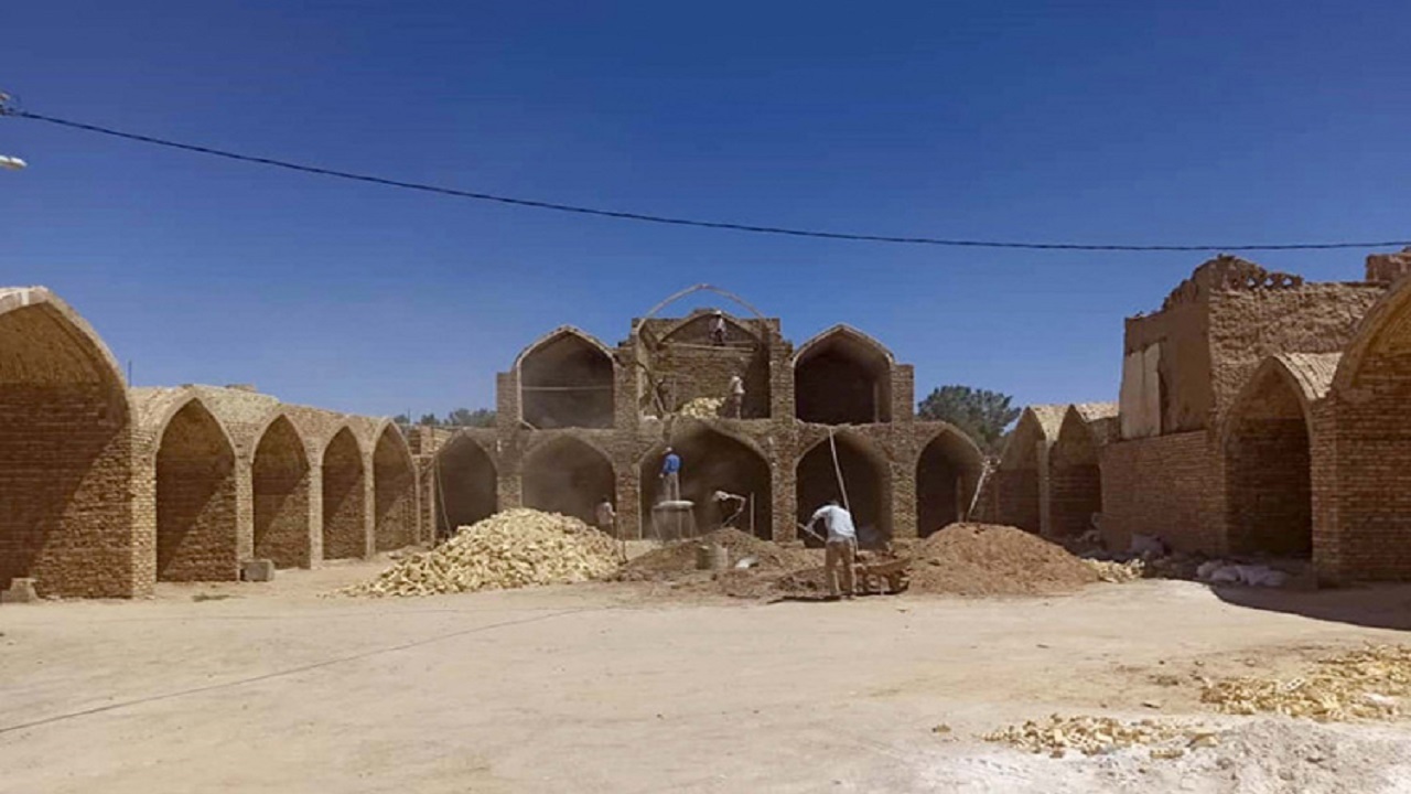 مرمت و نوسازی حسینیه قلعه بهاباد