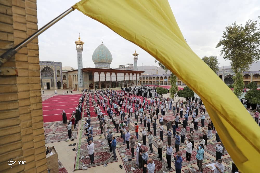 نماز عید سعید قربان در حرم مطهر شاهچراغ (ع) اقامه شد