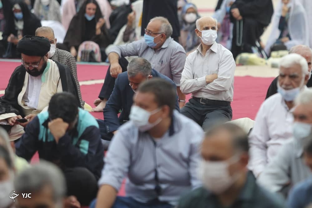 نماز عید سعید قربان در حرم مطهر شاهچراغ (ع) اقامه شد