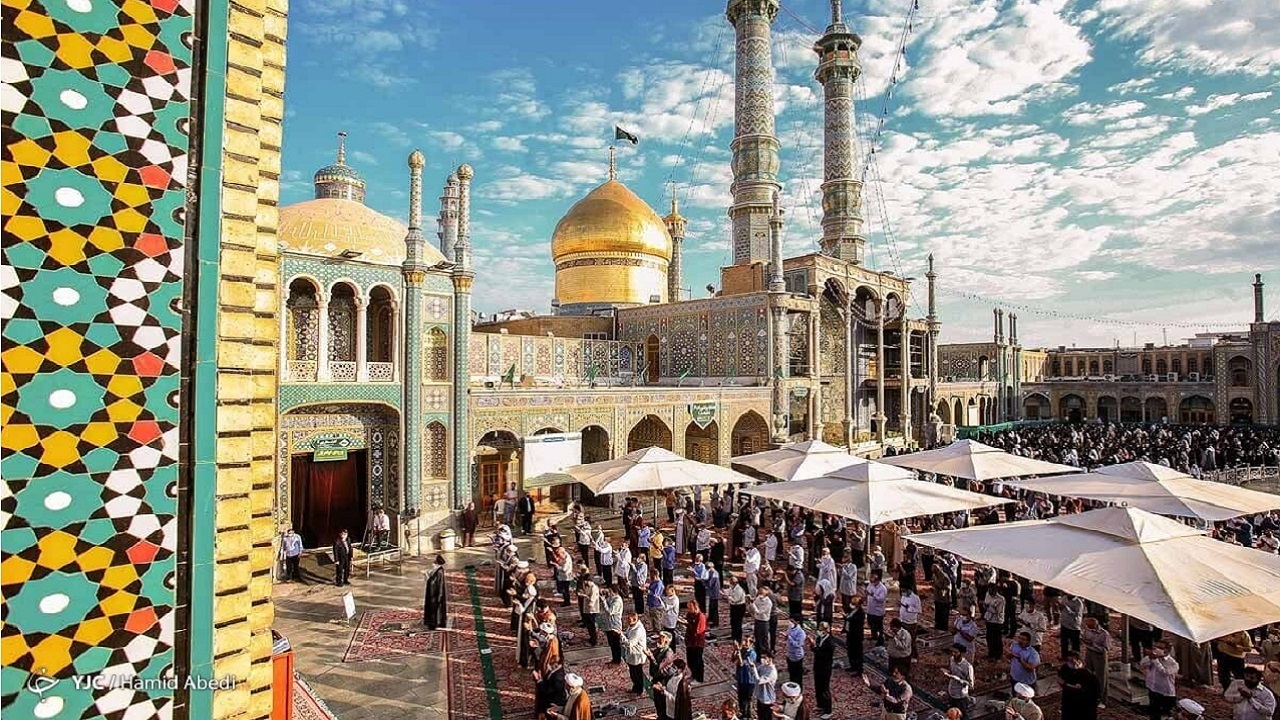 اقامه نماز عید قربان با رعایت دستورالعمل‌های بهداشتی+ فیلم