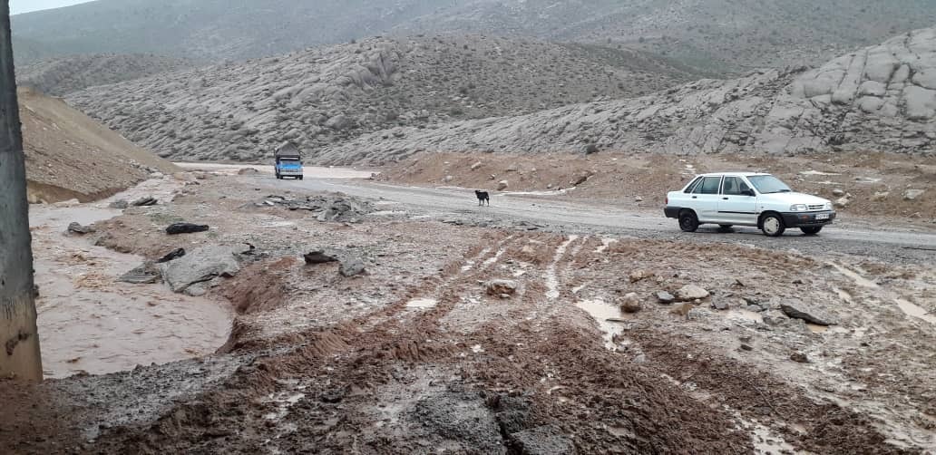 امداد رسانی به عشایر محصور در سیل داراب