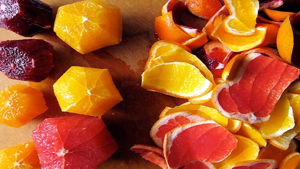 نحوه جالب پوست کندن میوه‌ها برای تولید کمپوت + فیلم