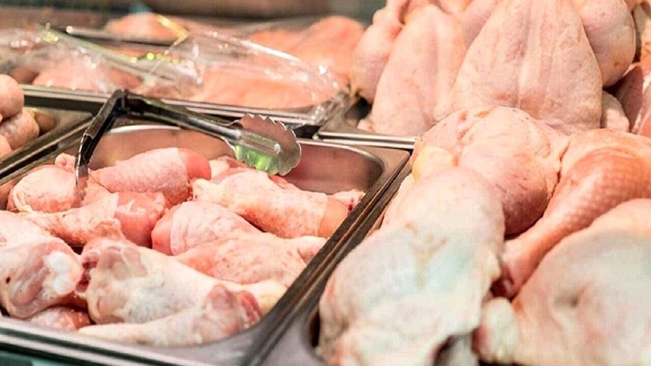 افزایش ۱۰.۵ درصدی عرضه گوشت طیور در بهار ۱۴۰۰