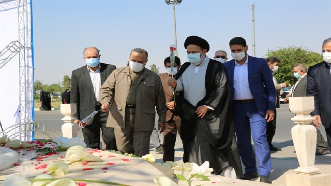 حقوق شهدای مکه و منا به طور مستمر پیگیری می شود