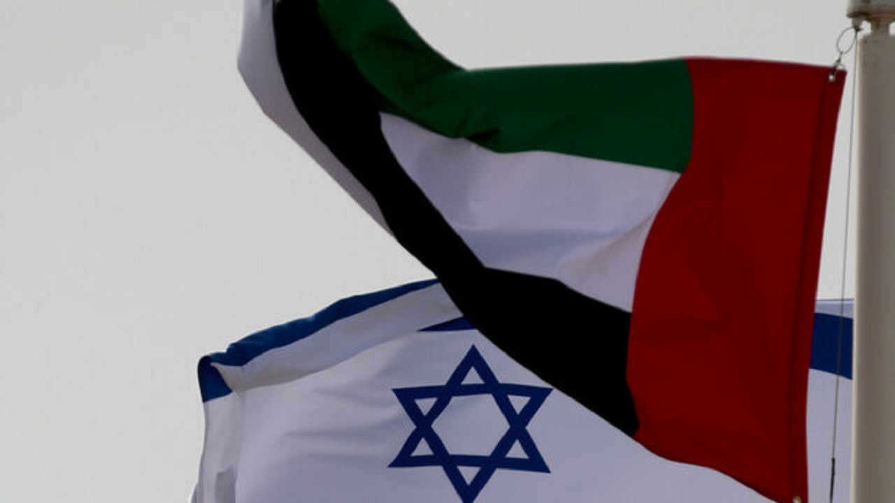 جاسوسی امارات از بیش از ۱۰ هزار خط تلفن!