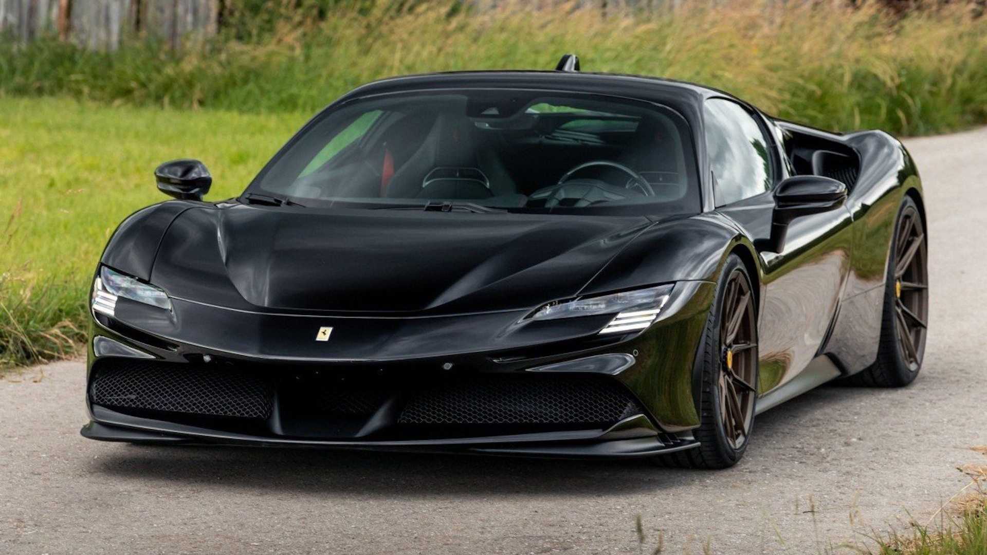 خودروی Ferrari SF ۹۰ Stradale 