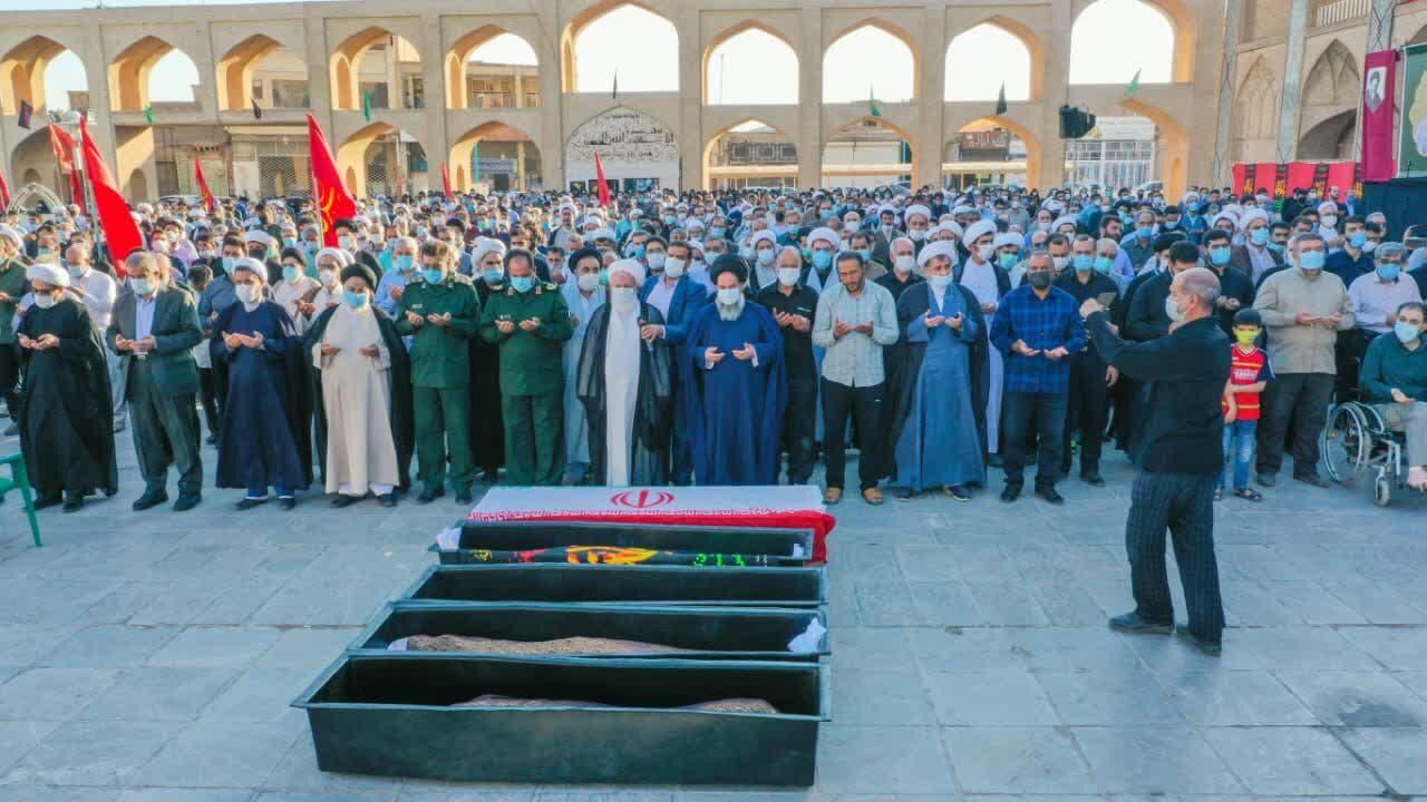 پیکر محمدحسین فرج نژاد از قم به یزد منتقل شد