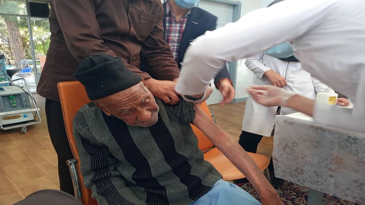 تزریق ۷۲ هزار دز واکسن کرونا در خراسان شمالی