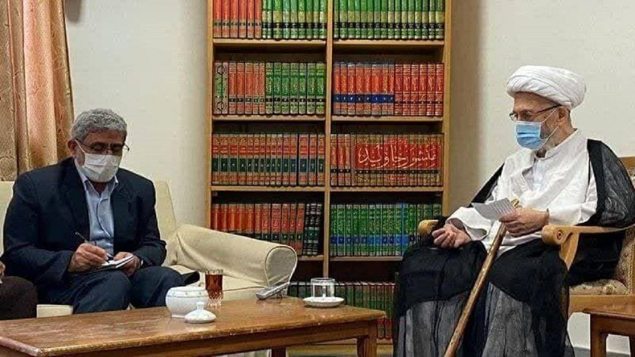 سردار قاآنی با آیت الله سبحانی دیدار کرد