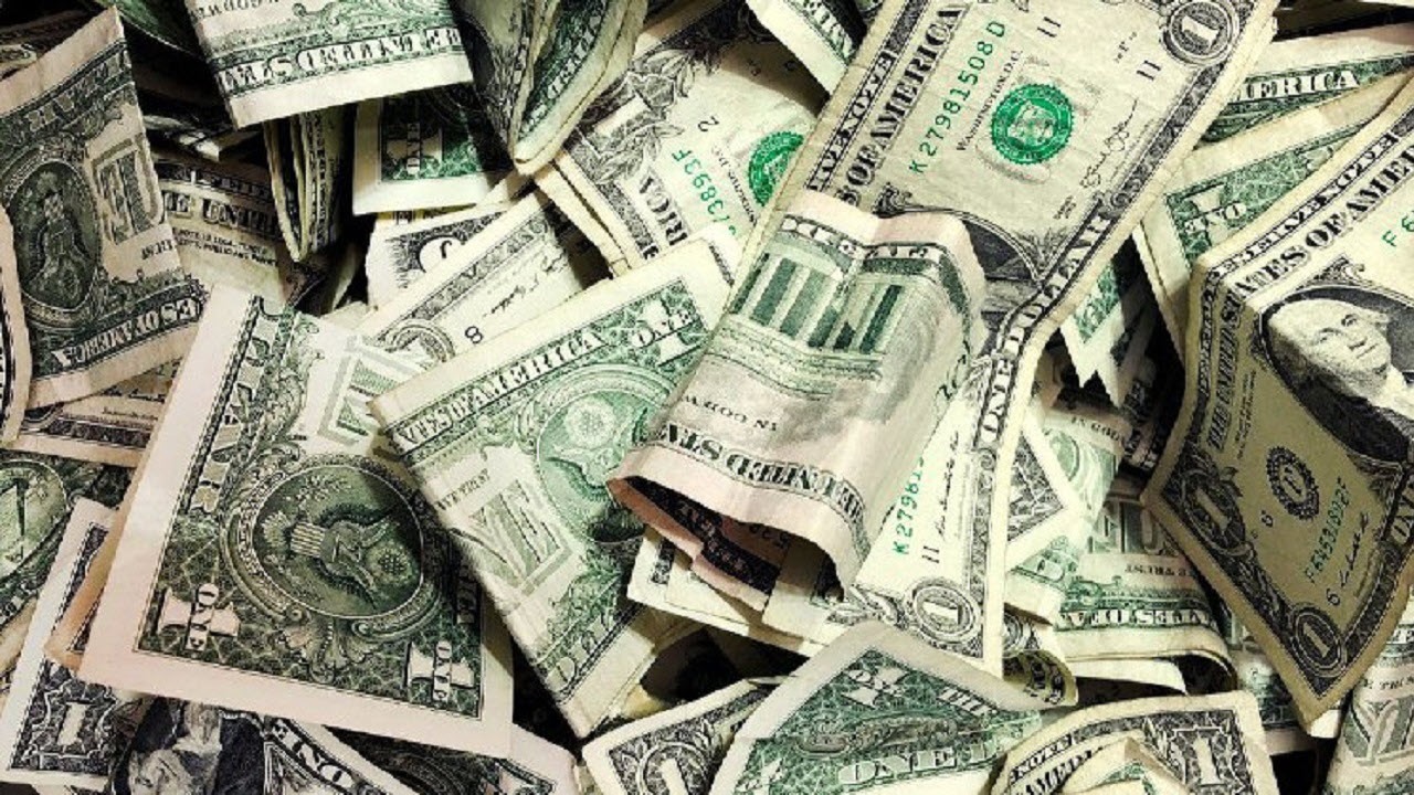 شوکه شدن مشتری حین گرفتن موجودی از حساب بانکی خود!