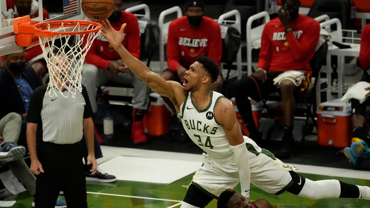 پلی آف لیگ بسکتبال NBA/ میلواکی انتقام بازی اول را از آتلانتا گرفت