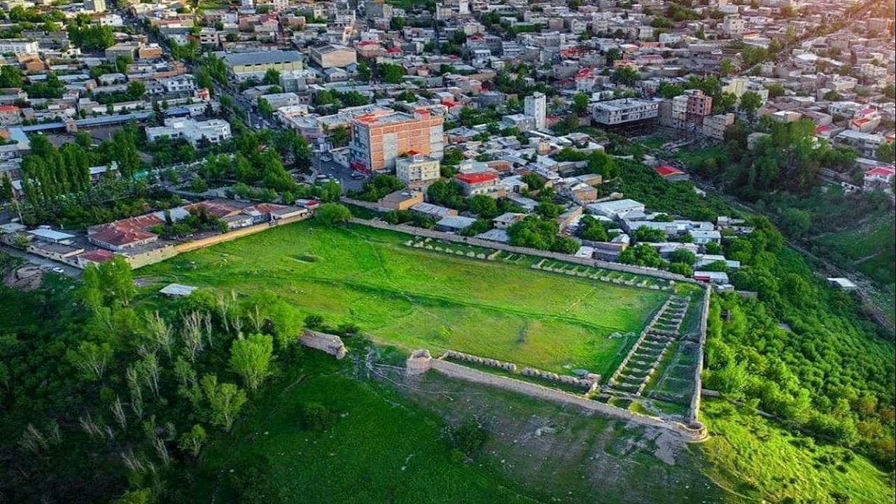 آغاز مرمت جامع کهنه قلعه مشگین شهر پس از نیم قرن