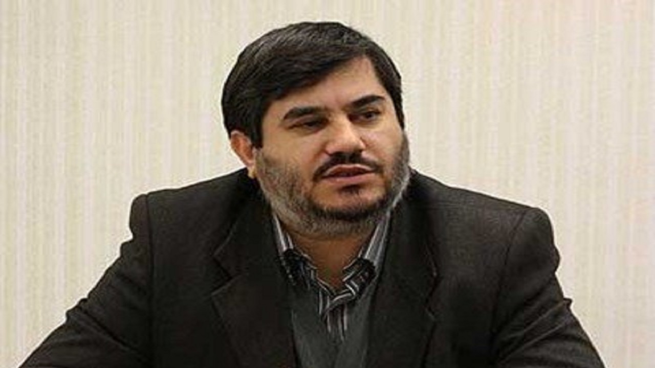 وزارت ارشاد یک سوم هزینه جوایز قلم زرین را پرداخت می‌کند