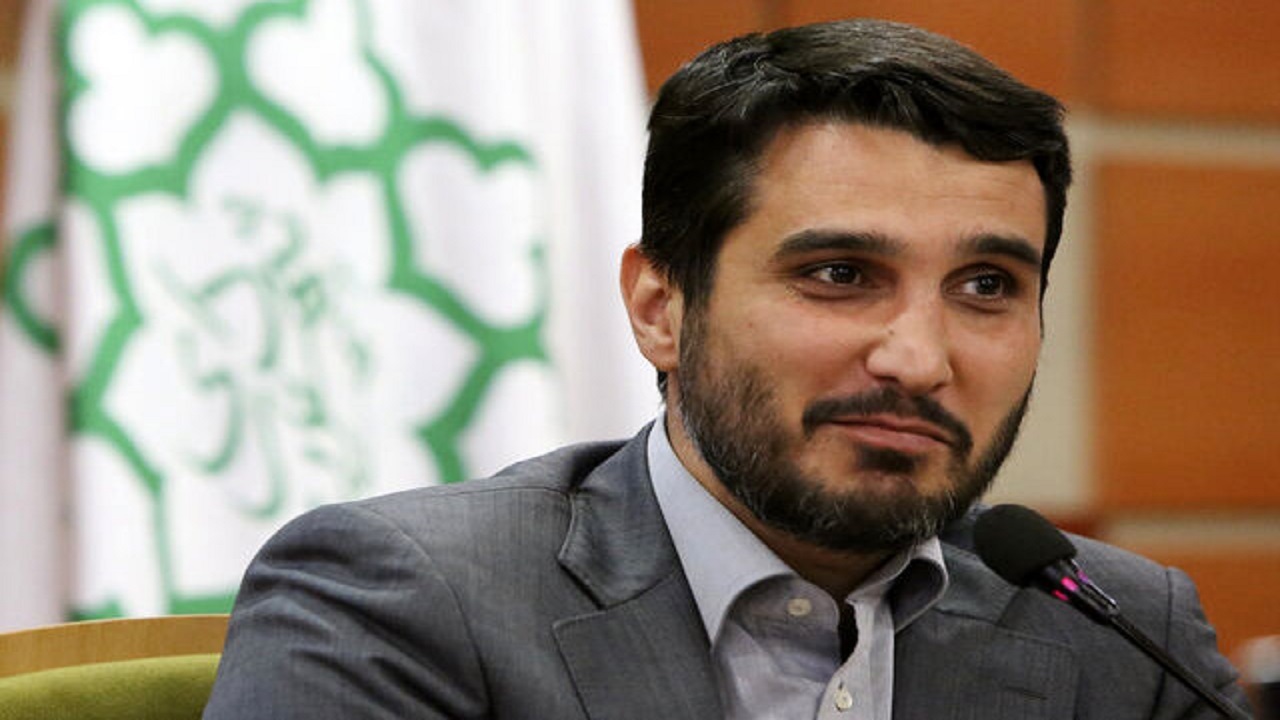 شهردار تهران باید دارای قدرت برقراری ارتباط با بدنه شهرداری باشد