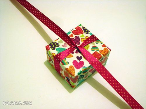 آموزش گره زدن جعبه کادو با روبان + عکس