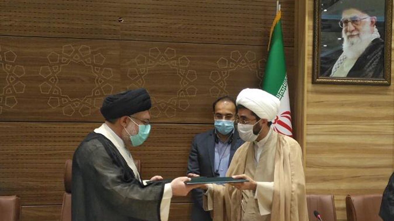 امضاء ۴ تفاهم نامه همکاری علمی و پژوهشی دادگستری با حوزه علمیه