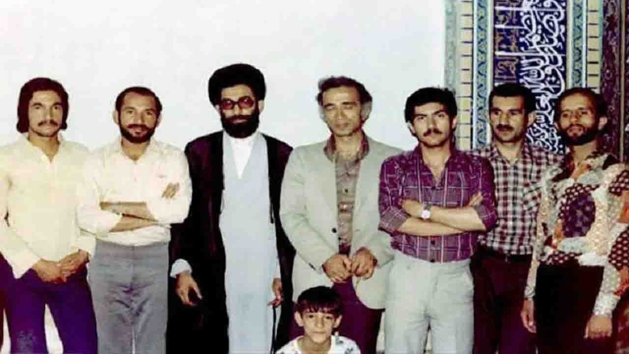 پایگاه‌های مبارزاتی حضرت آیت‌الله خامنه‌ای چه مکان‌هایی بودند؟