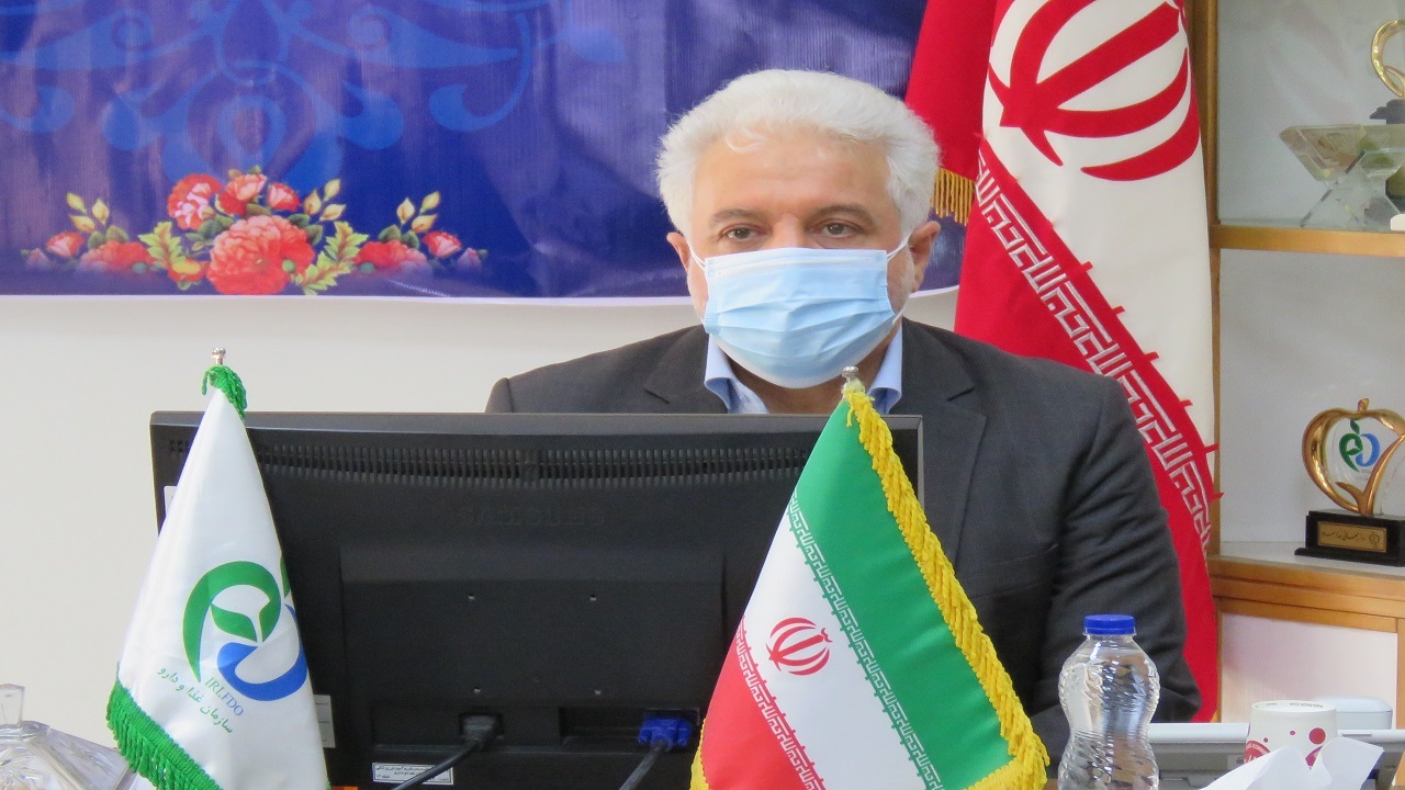 راه ۲۰ ساله واکسن سازی در چند ماه طی شد/ آیین‌نامه داروخانه‌ها ابهاماتی دارد