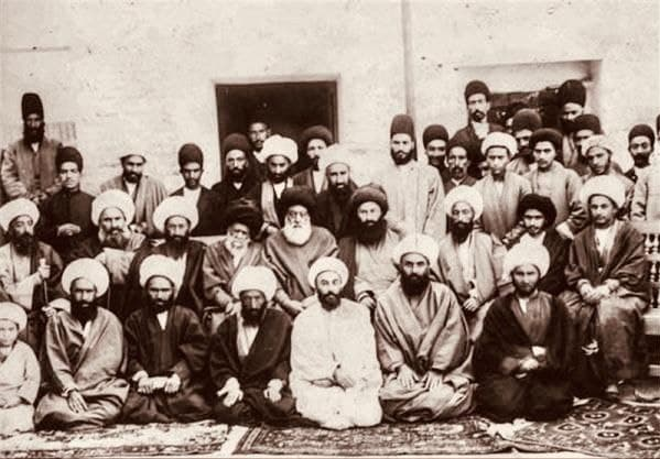 سیره علمای شیعه در استفاده از کالای تولیدی ممالک اسلامی/ یک روز عبا یک روز واکسن