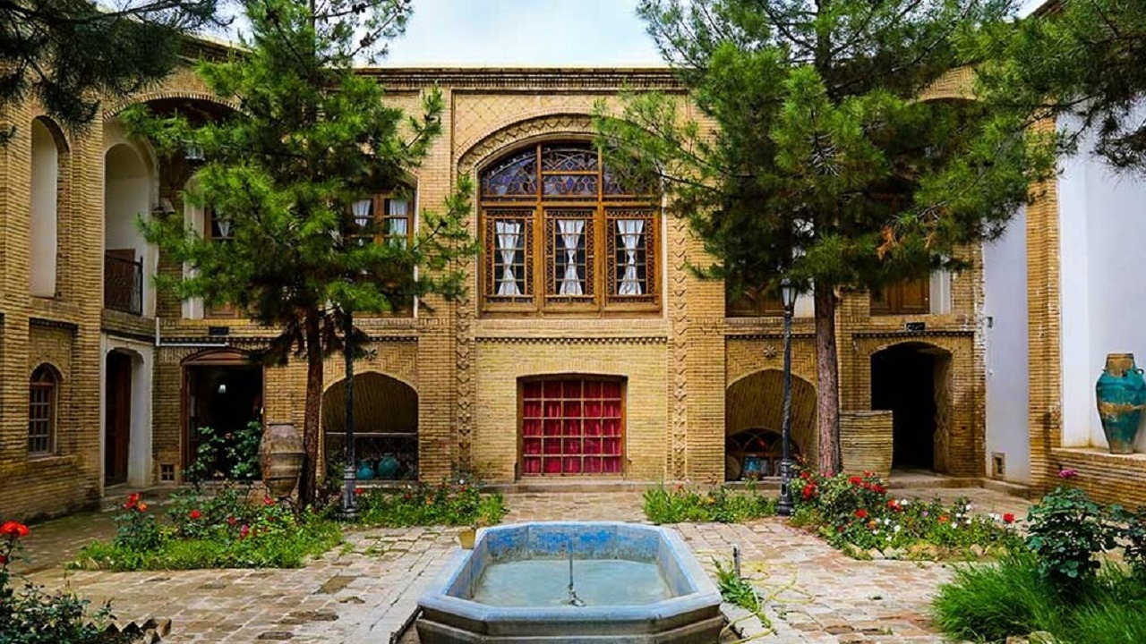 مرکز فرهنگی شهرستان ملایر تا پایان سال به بهره برداری می‌رسد