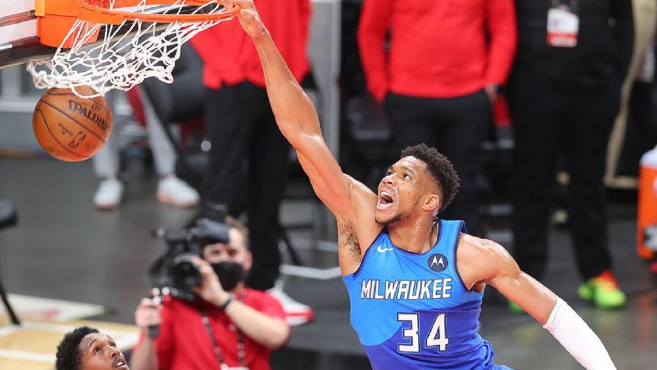 پلی آف لیگ بسکتبال NBA/ «میلواکی» برای رسیدن به فینال از «آتلانتا» پیشی گرفت