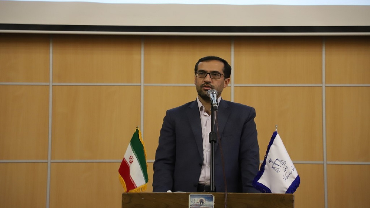 معاملات غیررسمی بستر تعرض به انفال است