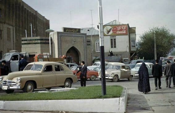 پمپ بنزین قدیمی چهار راه کالج