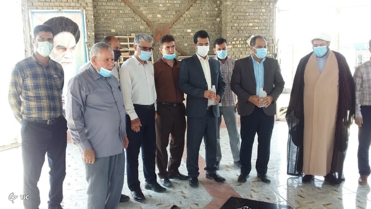 ادای احترام مسئولان هندیجان به مقام شامخ شهدای گمنام
