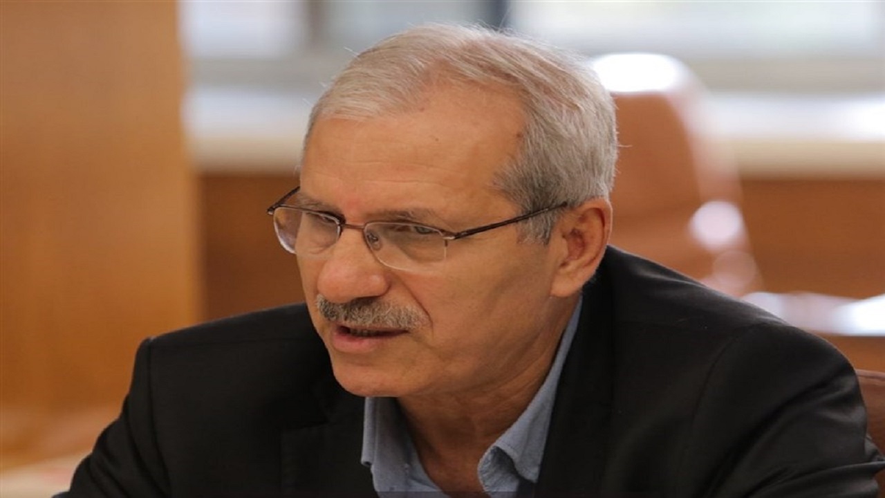 نصیرزاده: مدیران تیم‌های ایرانی با قوانین بین المللی فوتبال آشنا نیستند