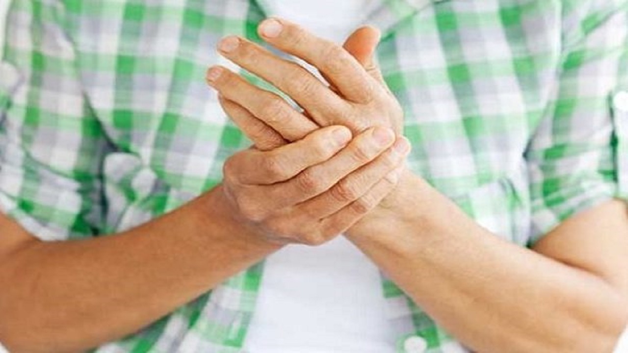 بیماری مفصلی که اندام‌های زیادی را درگیر می‌کند